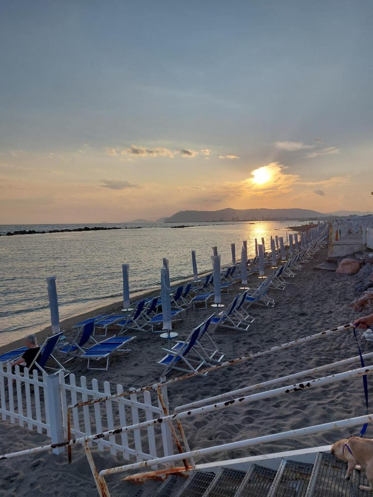 Appartamento Al Mare Di Liguria E Toscana Marina di Massa Buitenkant foto